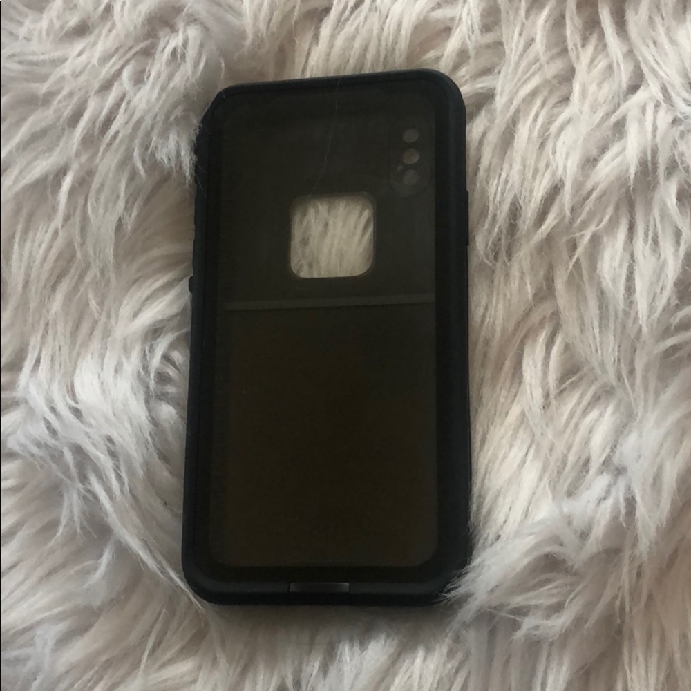 Lifeproof Case